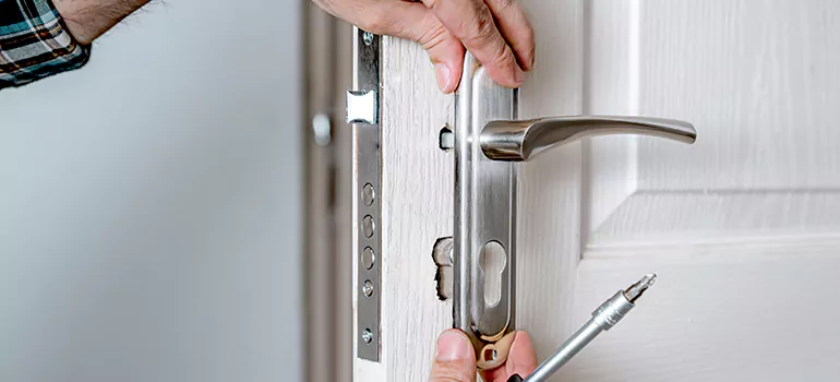 Front Door Knob Repair in Cambridge, ON